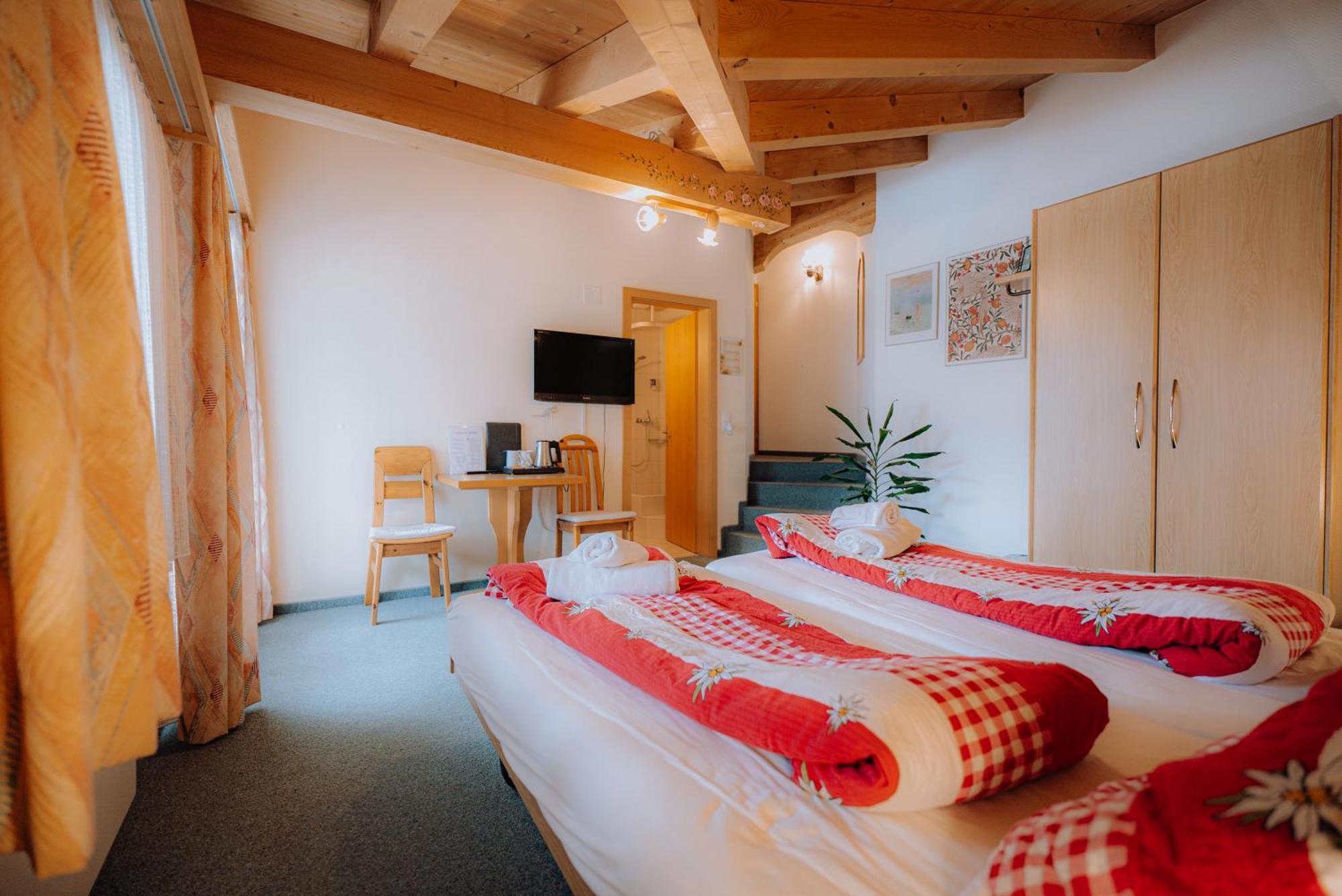 Hotel Wildbach Brienz Brienz  Ngoại thất bức ảnh
